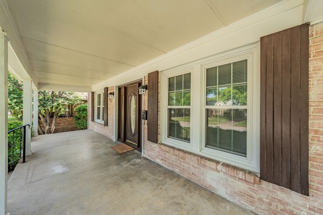 3005 6 Th Ave, House other with 5 bedrooms, 3 bathrooms and null parking in Fort Worth TX | Image 4