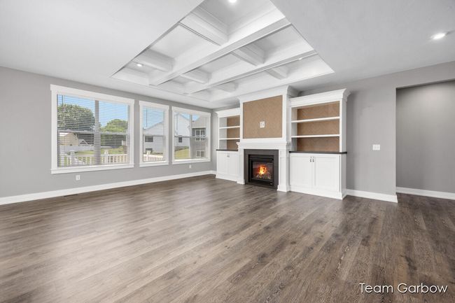 01 - 8393 Woodhaven Dr Sw, Condo with 3 bedrooms, 3 bathrooms and null parking in Byron Center MI | Image 4