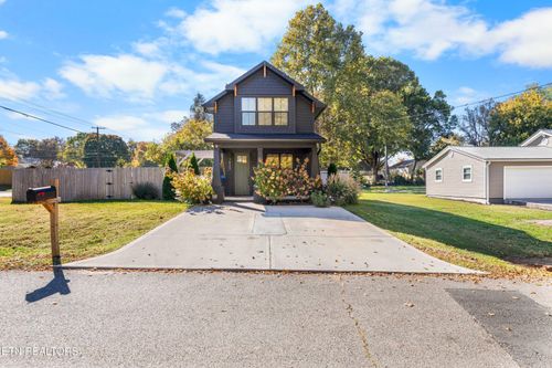 1822 Earl Ave, Knoxville, TN, 37920-3424 | Card Image