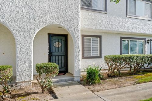 3175 Kelp Ln, Oxnard, CA, 93035 | Card Image