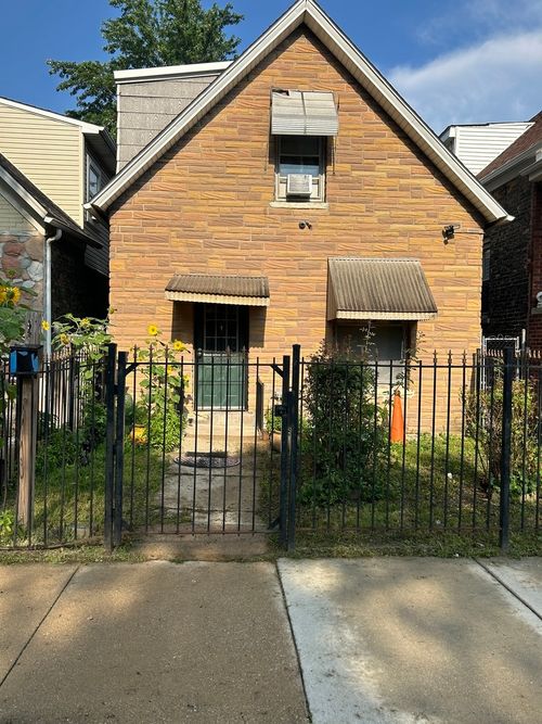 609 N Hamlin Ave, Chicago, IL, 60624-1126 | Card Image