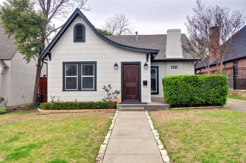 3915 W 6th St, Fort Worth, TX, 76107-2031 | Card Image