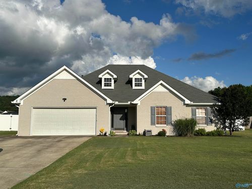 56 Lyle Dr, Decatur, AL, 35603-6147 | Card Image