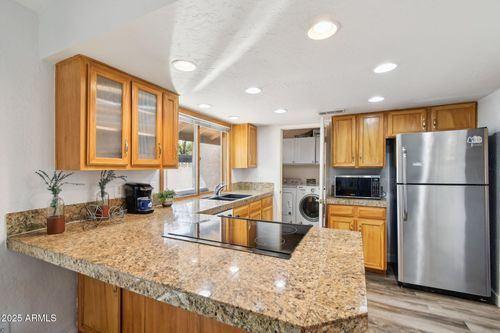 4530 W Continental Dr, Glendale, AZ, 85308-3438 | Card Image