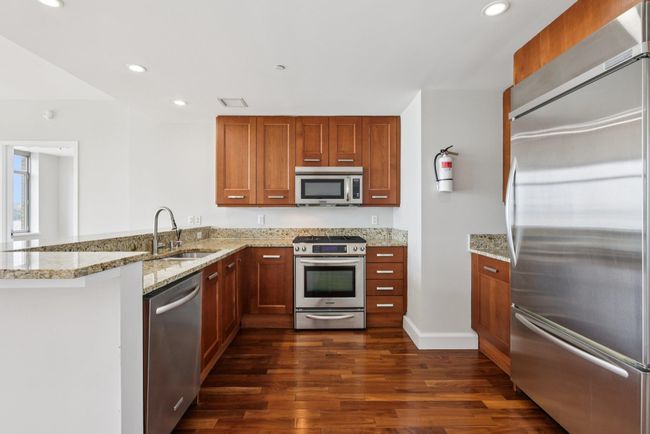 APT-1215 - 8100 River Rd, Condo with 2 bedrooms, 2 bathrooms and null parking in North Bergen NJ | Image 9