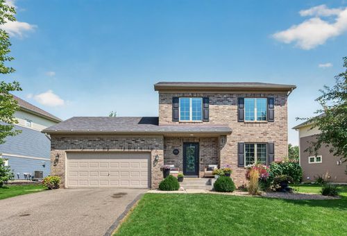 2052 Cobblestone Dr, Cologne, MN, 55322-4516 | Card Image