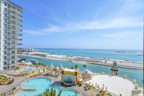 w522-10 Harbor Blvd, Destin, FL, 32541-7374 | Card Image