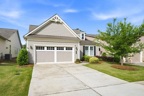 400 Chatuge Dr, Hoschton, GA, 30548-4034 | Card Image