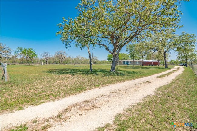 2105 Fm 1104, House other with 3 bedrooms, 2 bathrooms and null parking in Kingsbury TX | Image 36
