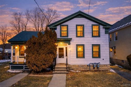 72 W Main St, Mohawk, NY, 13407-1031 | Card Image