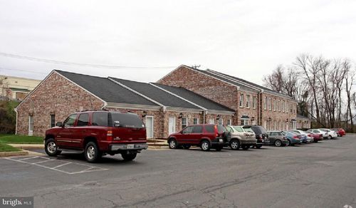 10-5719 Centre Square Dr, CENTREVILLE, VA, 20120-1916 | Card Image