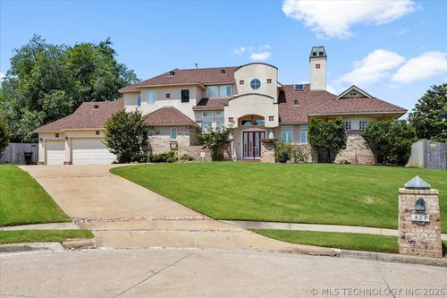 524 67th St, Broken Arrow, OK, 74014-6993 | Card Image