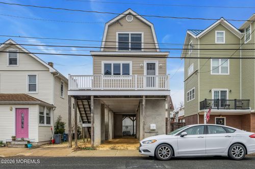 46 Barberie Ave, Highlands, NJ, 07732-1520 | Card Image