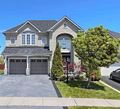 20 Himalaya St, Brampton, ON, L6R2L8 | Card Image