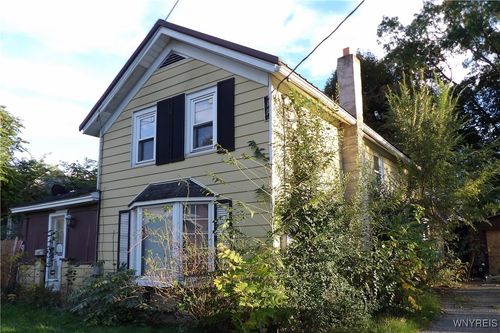 74 Franklin St, Dansville, NY, 14437-1010 | Card Image