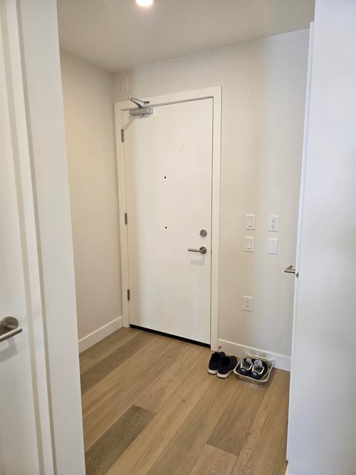 302-5007 Ash St, Vancouver, BC, V5Z0K9 | Card Image