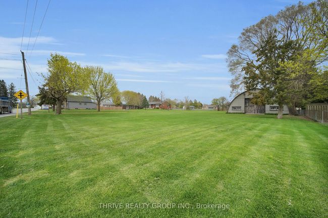 4036 Elgin Rd, House other with 3 bedrooms, 2 bathrooms and 8 parking in Mossley ON | Image 45
