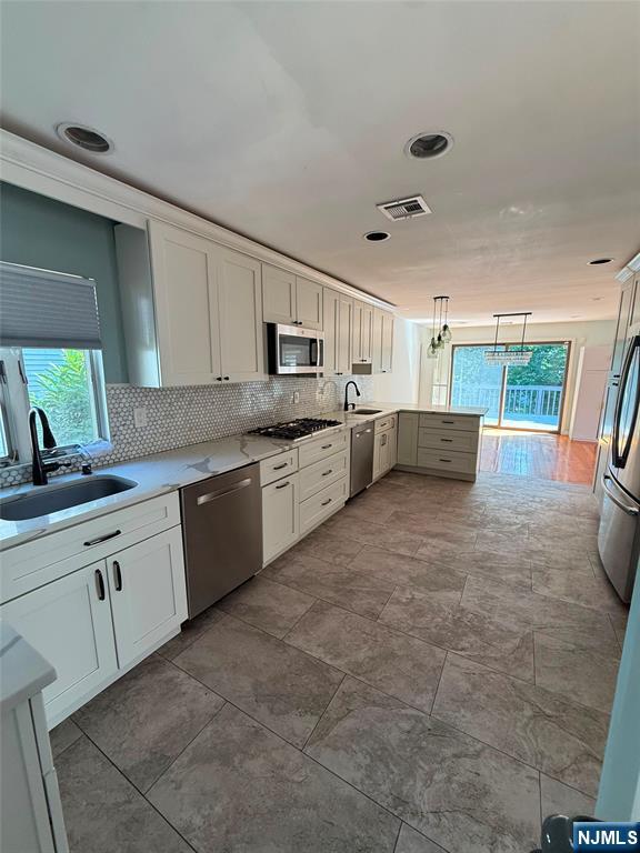 Residential Lease in Teaneck 3