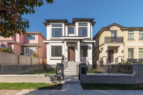 2719 E 46th Ave, Vancouver, BC, V5S1A6 | Card Image