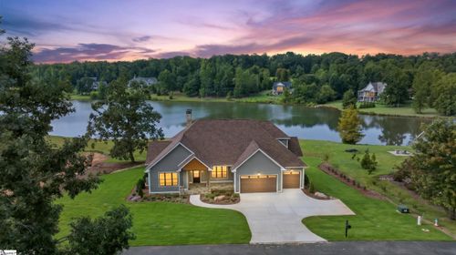 966 Mapleton Lane, Columbus, NC, 28722 | Card Image