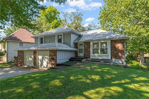 10722 Fremont Ave, Kansas City, MO, 64134-2552 | Card Image