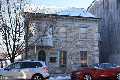 262 W Main St, Kutztown, PA, 19530-1604 | Card Image