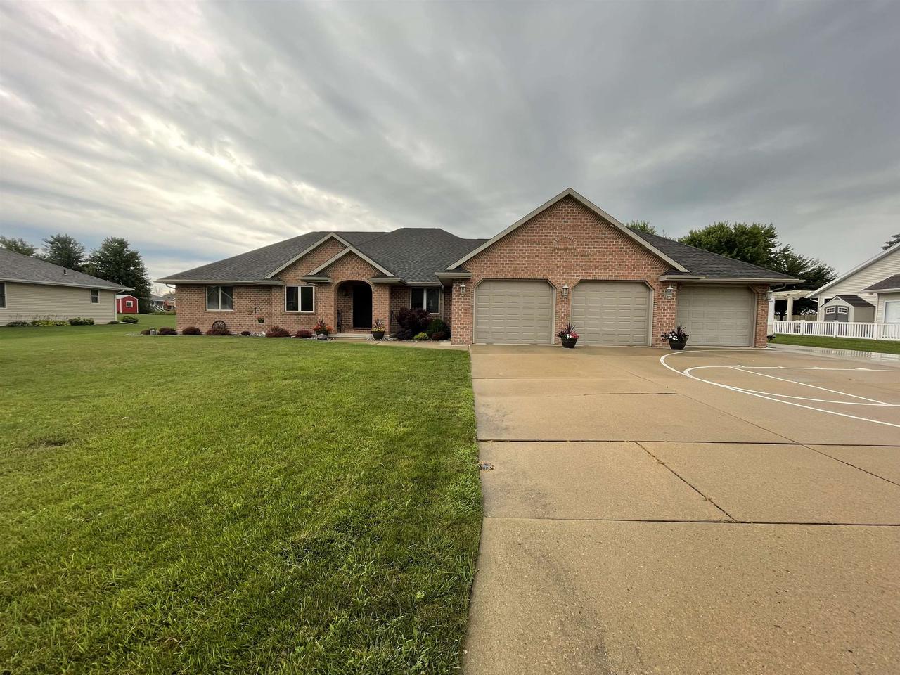Whimbrel Way, Pulaski, WI 54162