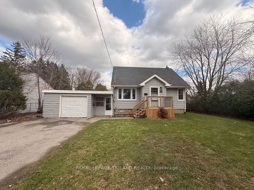 63 Greenfield Dr, London, ON, N6E1M8 | Card Image
