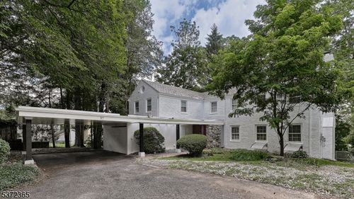 57 Winding Way, West Orange, NJ, 07052-3821 | Card Image