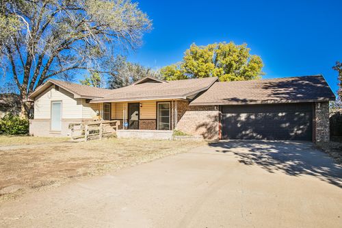 111 E 13th St, Littlefield, TX, 79339-4425 | Card Image
