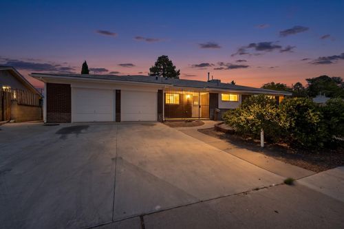 8709 James Ave Ne, Albuquerque, NM, 87111-3228 | Card Image