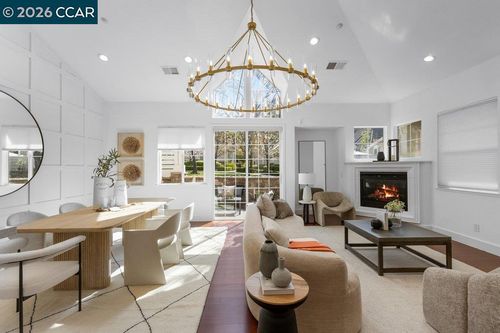 172 Sugarloaf Ct, Alamo, CA, 94507-1201 | Card Image