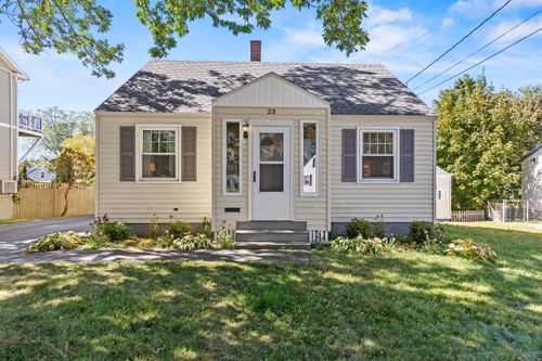 23 Buchanan Street, South Portland, ME, 04106 | Card Image