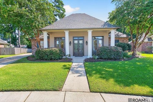 6962 Micahs Way, Greenwell Springs, LA, 70739-4769 | Card Image