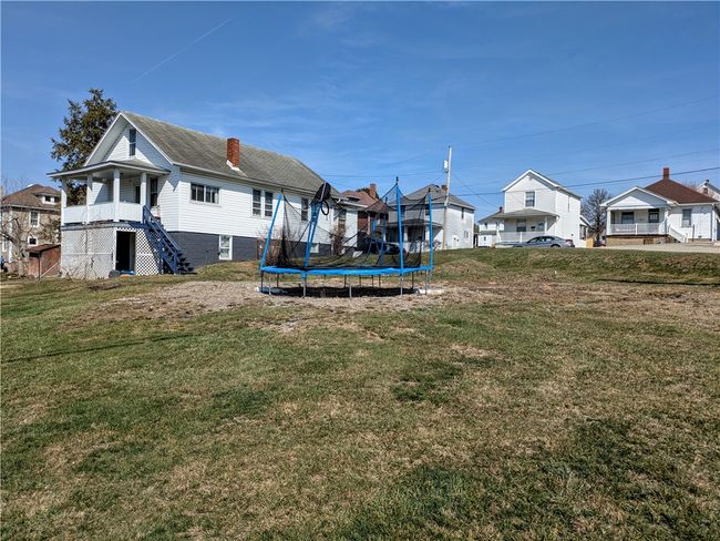 717 George St, House other with 2 bedrooms, 1 bathrooms and 2 parking in Scottdale PA | Image 20