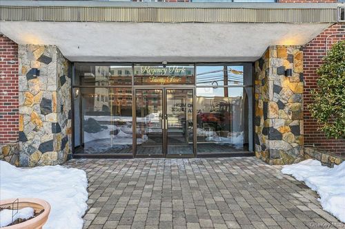 apt-5b-25 Lake St, White Plains, NY, 10603-4009 | Card Image