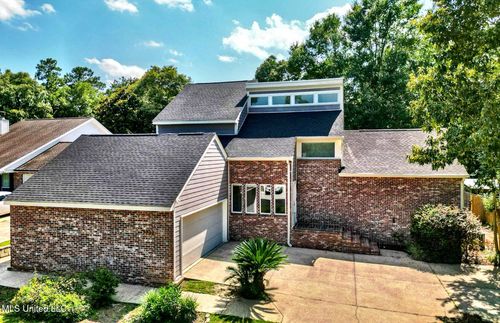 9922 Honalo Pl, Diamondhead, MS, 39525-4479 | Card Image