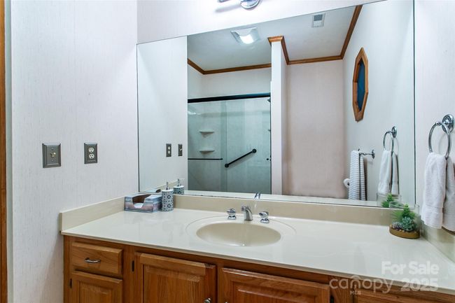 200 Maple Hill Dr, House other with 3 bedrooms, 3 bathrooms and null parking in Flat Rock NC | Image 29