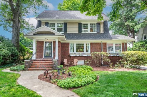 33 Prescott Avenue, Montclair, NJ, 07042 | Card Image