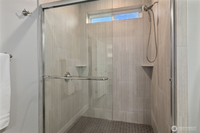 101 Wren Loop N, House other with 3 bedrooms, 3 bathrooms and 3 parking in Mattawa WA | Image 33