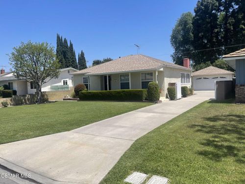 7649 Luxor St, Downey, CA, 90241-4617 | Card Image