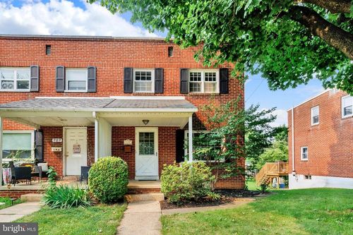 729 Skyline Dr, LANCASTER, PA, 17601-4441 | Card Image