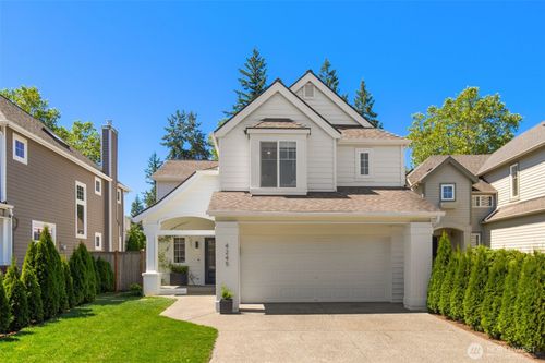 4245 249th Ct Se, Sammamish, WA, 98029-5792 | Card Image