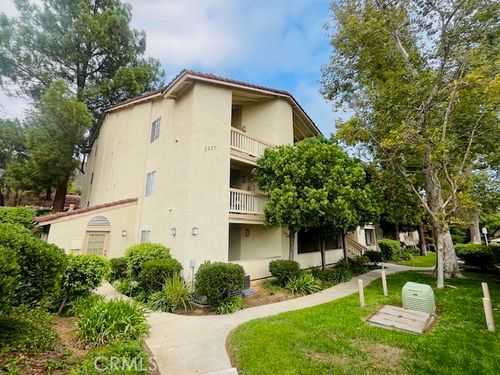 unit-311-5837 Oak Bend Ln, Oak Park, CA, 91377-5649 | Card Image