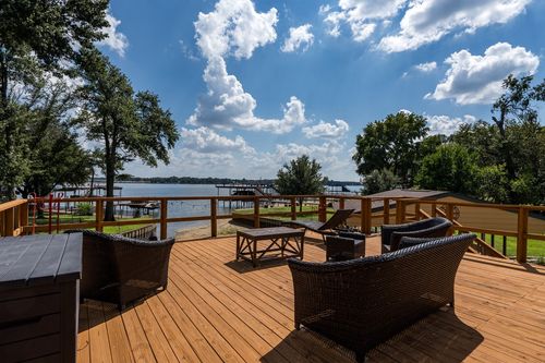 301 Lake Front Dr, Mabank, TX, 75156-7151 | Card Image