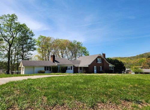 124 Collinstown Rd, Stuart, VA, 24171-3627 | Card Image