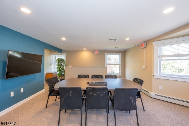 Commercial Lease in Boonton Town 5
