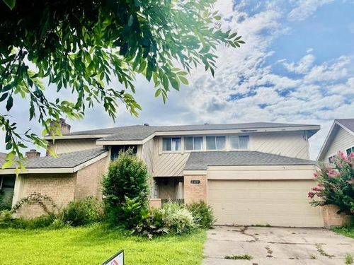 7610 Timberway Ln, Houston, TX, 77072-4622 | Card Image