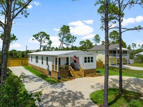 201 Nautilus Dr, Port St. Joe, FL, 32456-6246 | Card Image