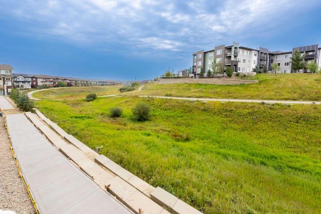 811 Sage Hill Grove Nw, Home with 3 bedrooms, 3 bathrooms and 2 parking in Calgary AB | Image 34